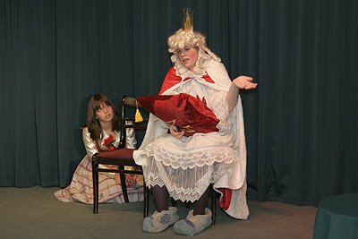 Детско-юношеский театр «Город мастеров» со спектаклем «Снежная королева» в «Новом Акрополе»