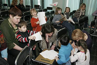 Детско-юношеский театр «Город мастеров» со спектаклем «Снежная королева» в «Новом Акрополе»